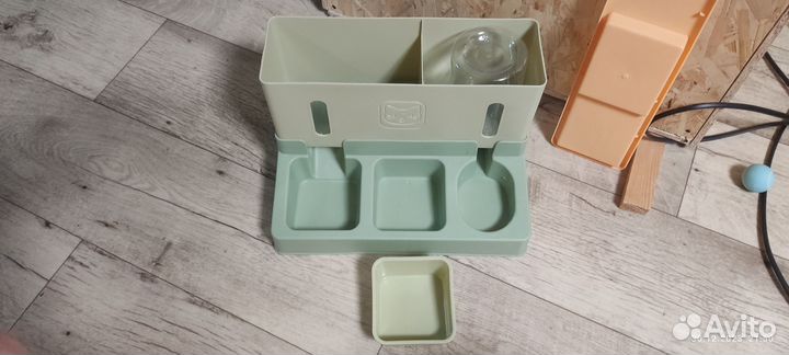 Автокормушка для кошек 3 в (кормушка,миска,поилка)
