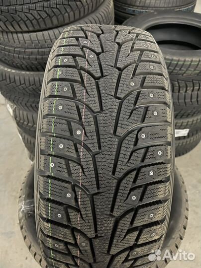 Hankook Winter I'Pike RS W419 215/50 R17 95T