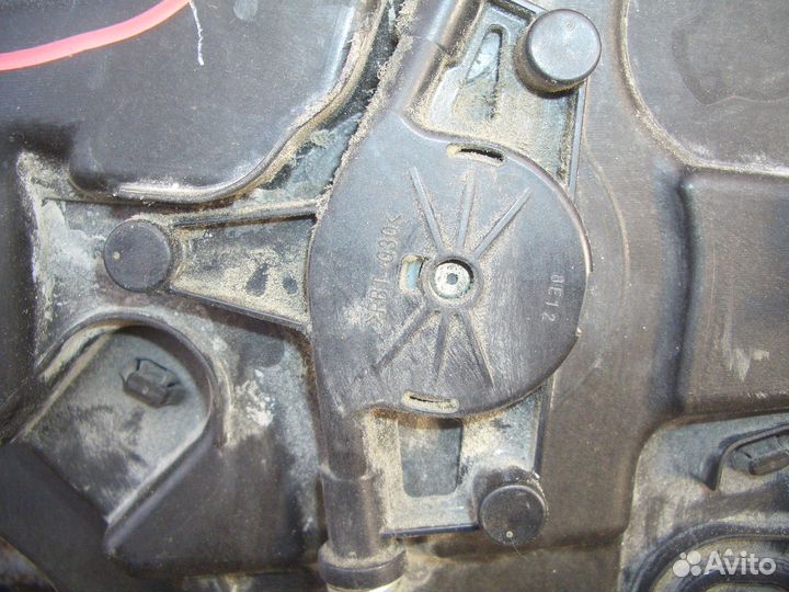 Стеклоподъёмник стекла двери Мазда сх5 с 17