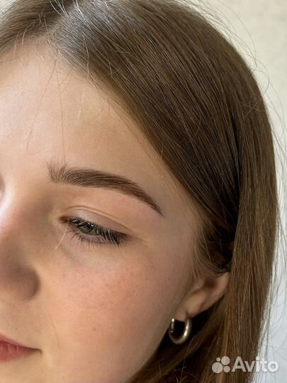 Мастер бровист