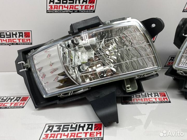 Туманки Toyota Corolla 2002-2004 год. Комплект