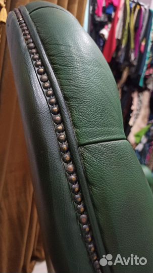 Кожаное кресло руководителя,большое лифт,откидное