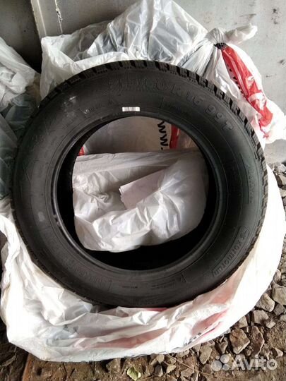 Kormoran Stud 2 215/60 R16 99T