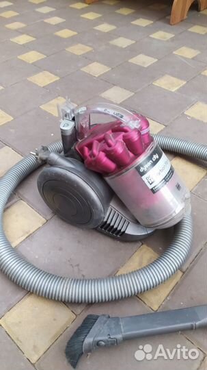 Пылесос Дайсон city