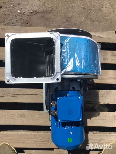 Вентилятор улитка радиальный Ф200 1,5кВт 220/380