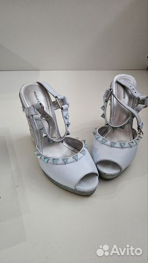 Босоножки женские 38 размер