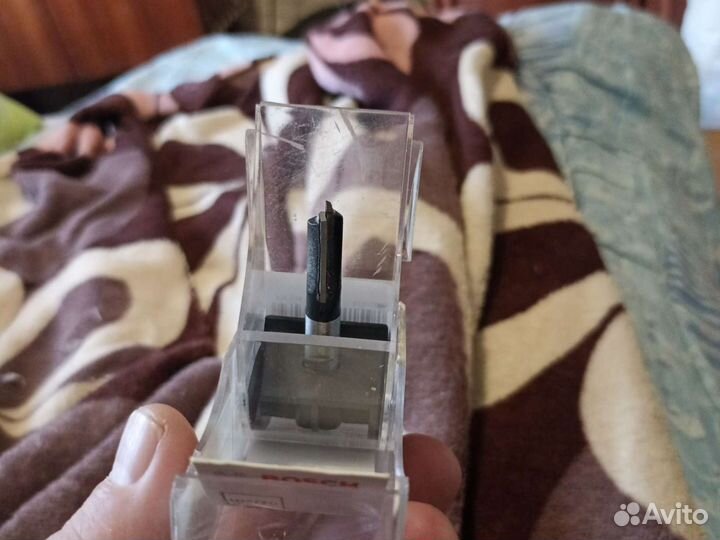 Фрезы по дереву для ручного фрезера и сверла