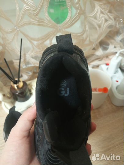 Кроссовки детские 22 размер