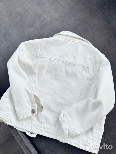 Джинсовая куртка