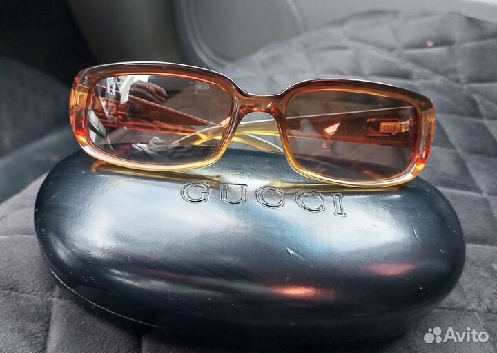 Солнцезащитные очки Gucci
