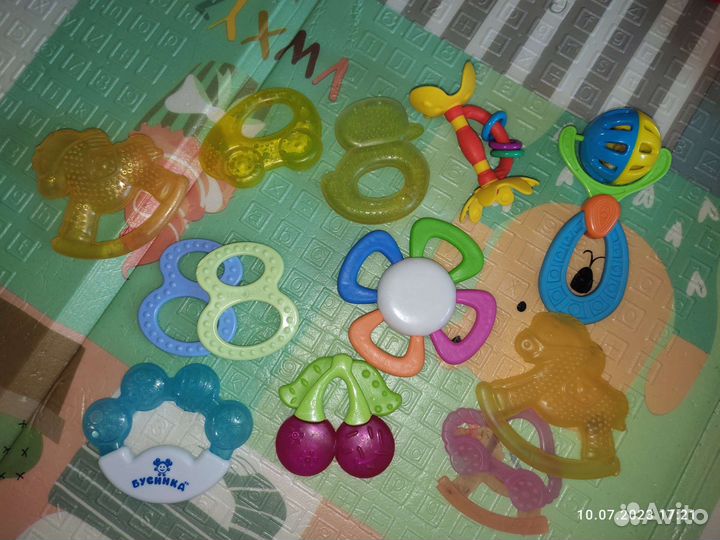 Пакет развивающих игрушек и грызунков