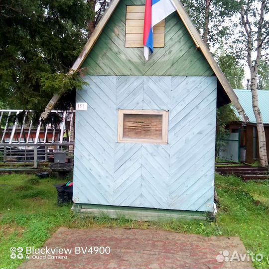 Дом 20м² на участке 8 сот