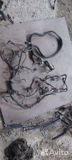 Проводка двигателя на Mercedes W140