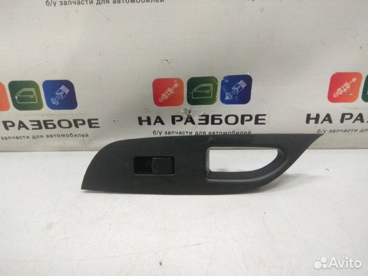 Блок управления стеклами (кнопка ) задний правый