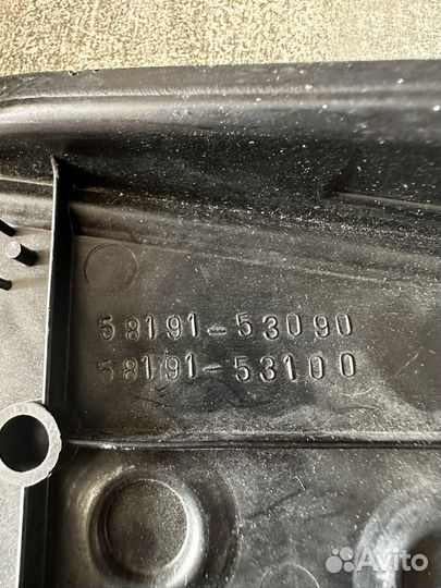 Упор для левой ноги на Lexus is 250