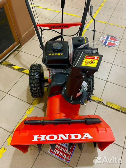 Снегоуборщик Honda HSS569 OFF road GX-270