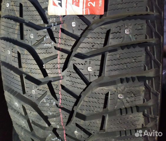 Bridgestone Blizzak Spike-02 SUV 235/55 R18