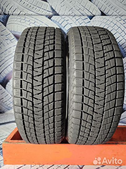 Bridgestone Blizzak DM-V1 215/60 R17