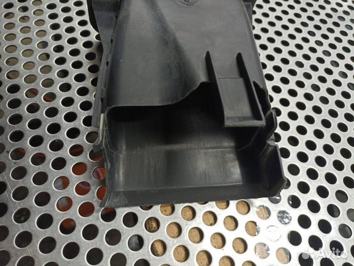 Воздуховод передний левый BMW 5 G30/G31 G30 2020