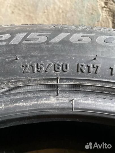 Pirelli Ice Zero FR 215/60 R17