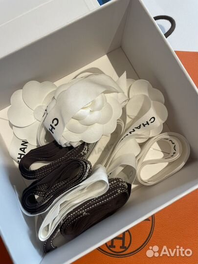 Брендовые пакеты коробки