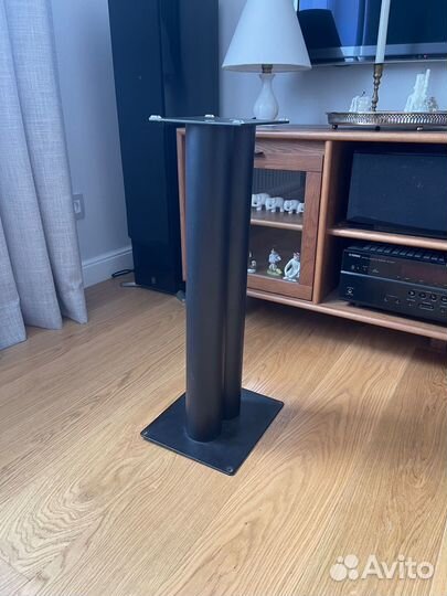 Стойки под акустику Custom Design RS 302