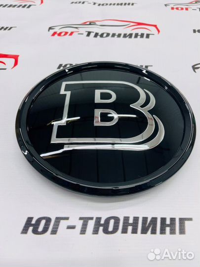 Черный знак Brabus в решетку радиатора Е213 2016+