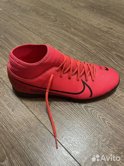 Футзалки nike mercurial