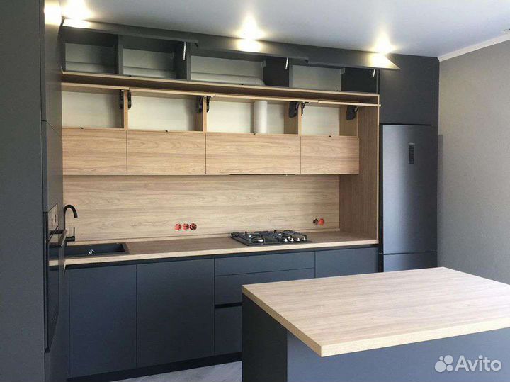 Трехуровневые кухни в рассрочку