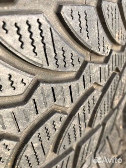 Bridgestone Blizzak LM-32 225/50 R17