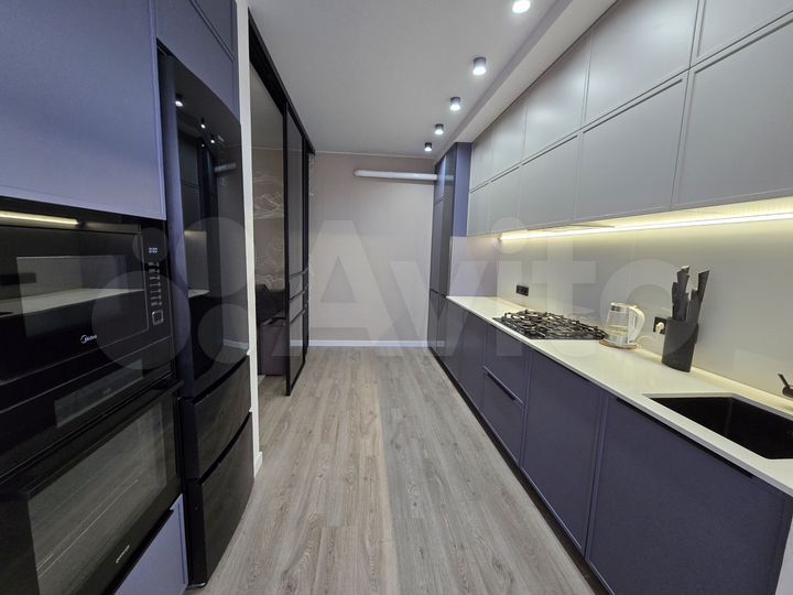 2-к. квартира, 74,1 м², 6/9 эт.