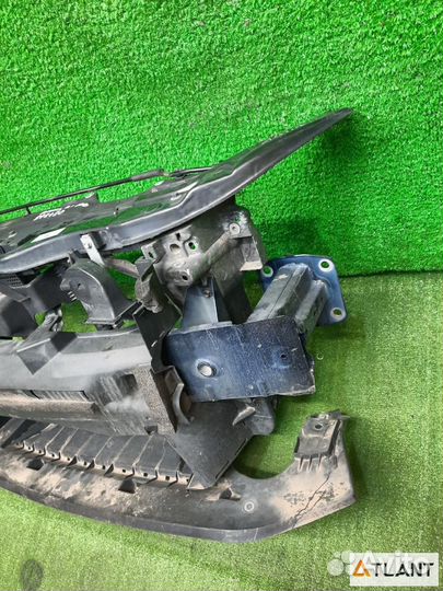 Рамка радиатора mazda axela