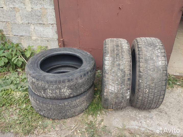 Bridgestone Blizzak DM-V1 255/60 R18