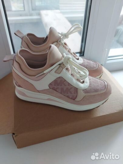 Кроссовки Michael Kors