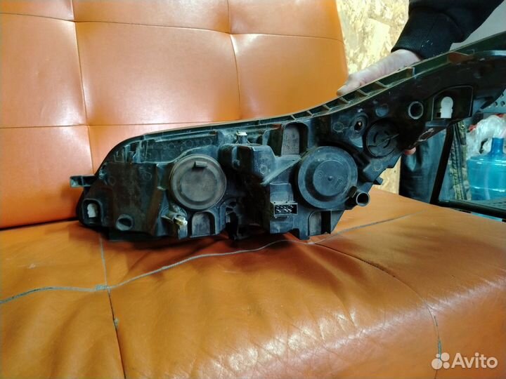 Фара передняя правая бу citroen