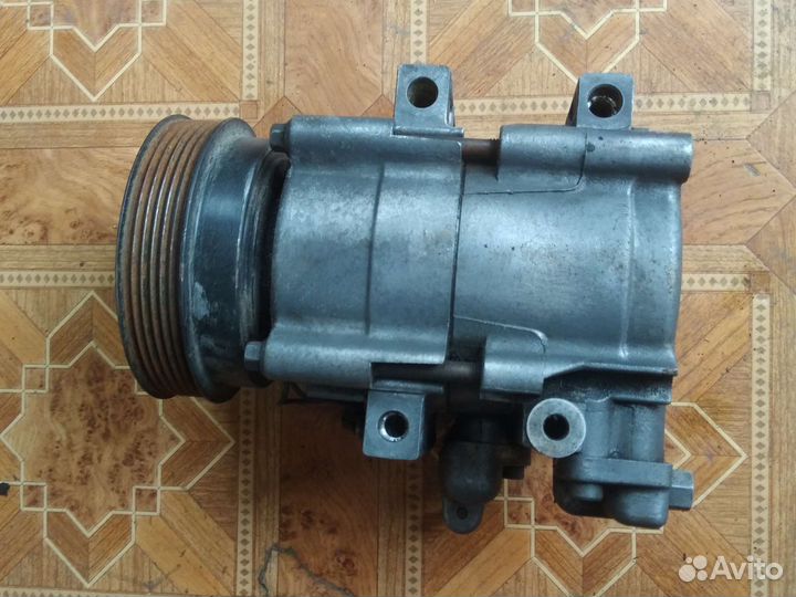 Компрессор кондиционера Hyundai Santa Fe classic