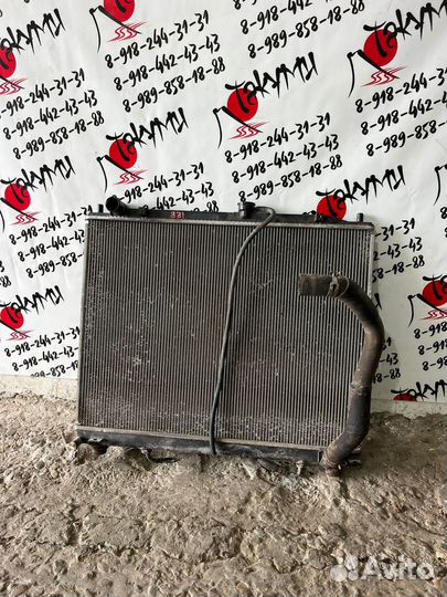 Радиатор охлаждения Mitsubishi Pajero 4