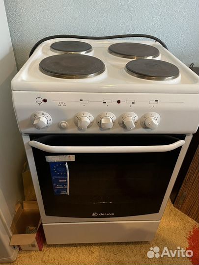 Плита электрическая De luxe