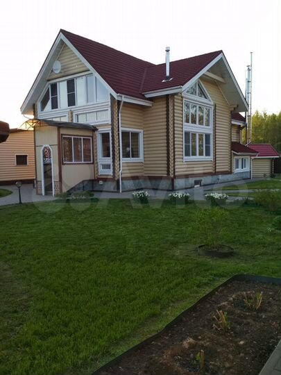 Коттедж 293,9 м² на участке 34 сот.