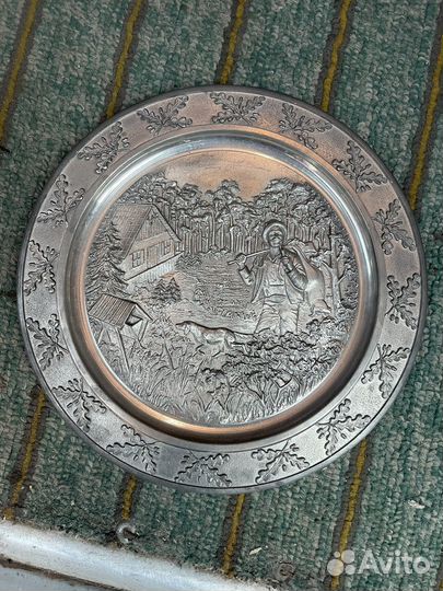 Настеные олово