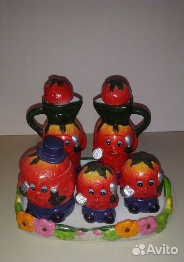 Набор под соль, перец, соус, масло, зубочистки