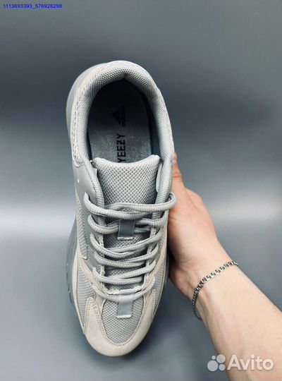 Кроссовки Adidas Yeezy Boost 700