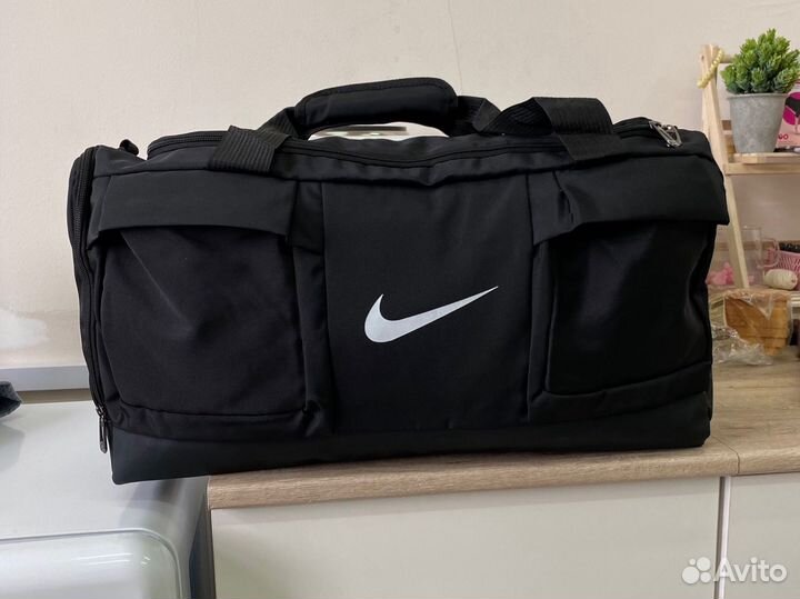Спортивная сумка nike