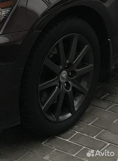Шины и диски Lexus GS 225/50/17 hakapellita R2