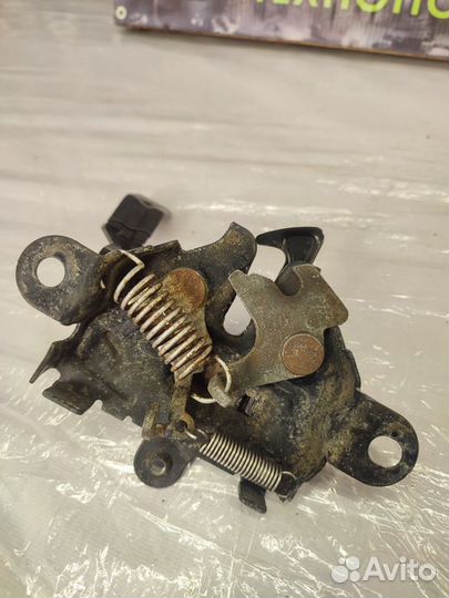 Замок капота FAW V5