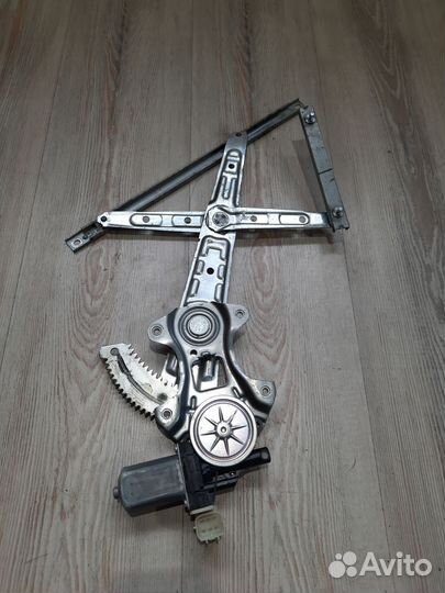 Стеклоподъемник задний Nissan X-trail T32 Прав