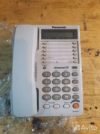 Офисная мини атс Panasonic TEM824