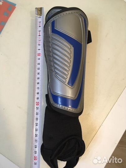 Щитки футбольные детские