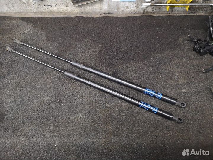 Амортизатор багажника Опель Мокка, 2шт