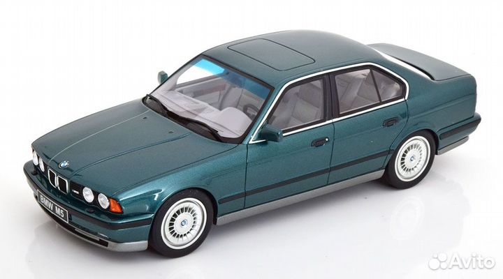 BMW M5 E34 Limousine 1991 Otto 1:18